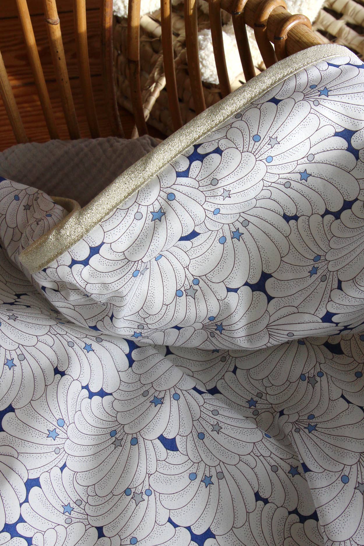 Baby blanket Liberty® fabric and fleece: GUS