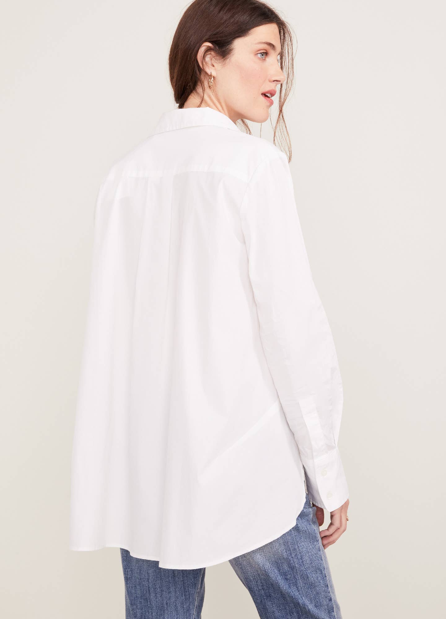 HATCH Collection Classic Buttondown: Lightweight Cotton Maternity Shirt