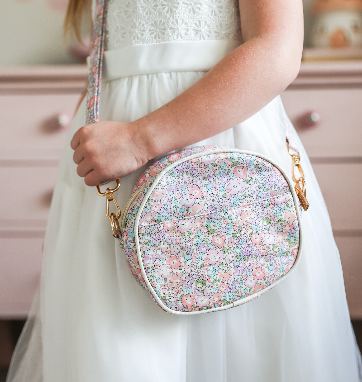 Lillia Crossbody messenger Bag 