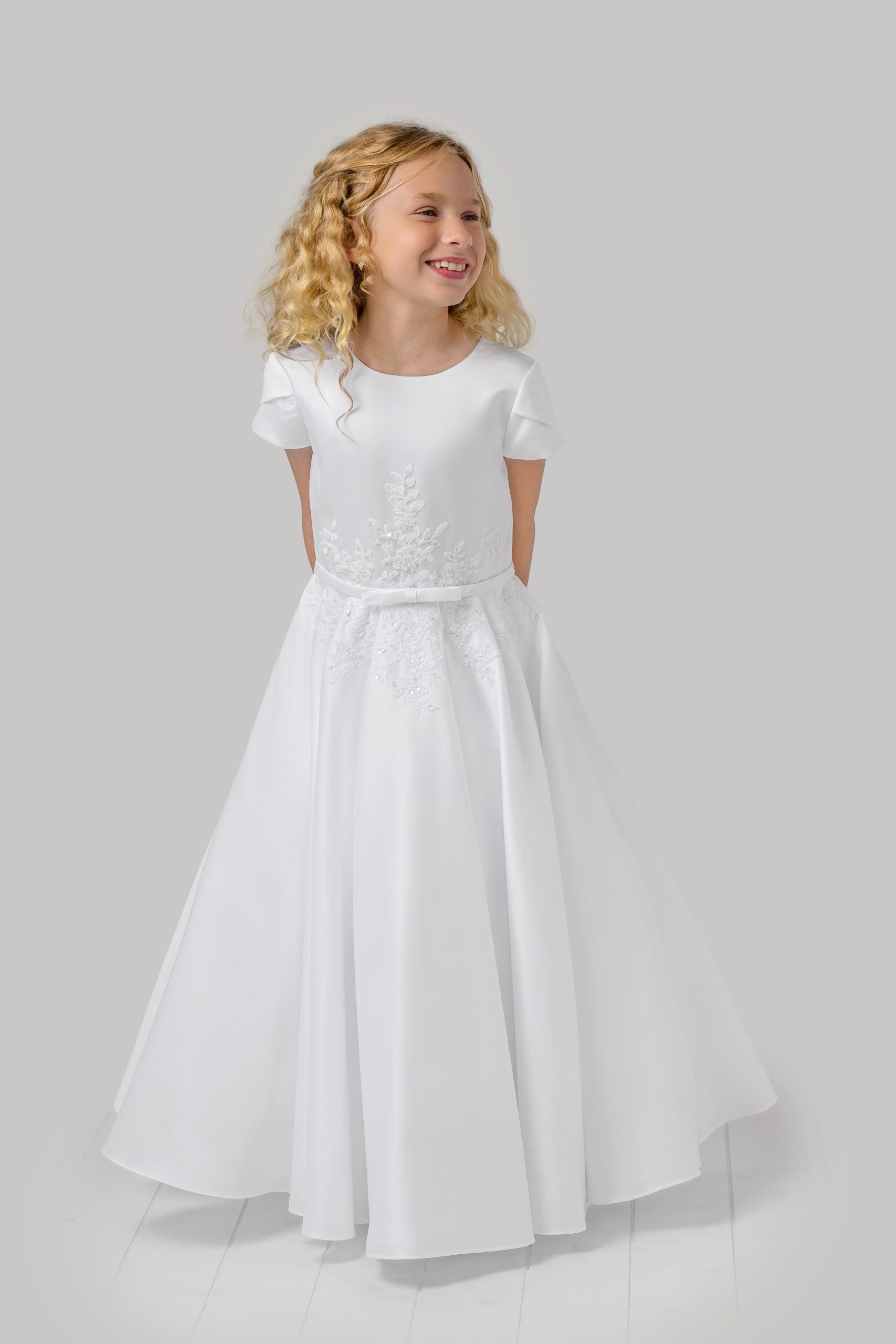 Communion Gown 090084