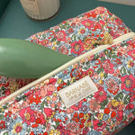 Padded rectangular toiletry bag: Lison