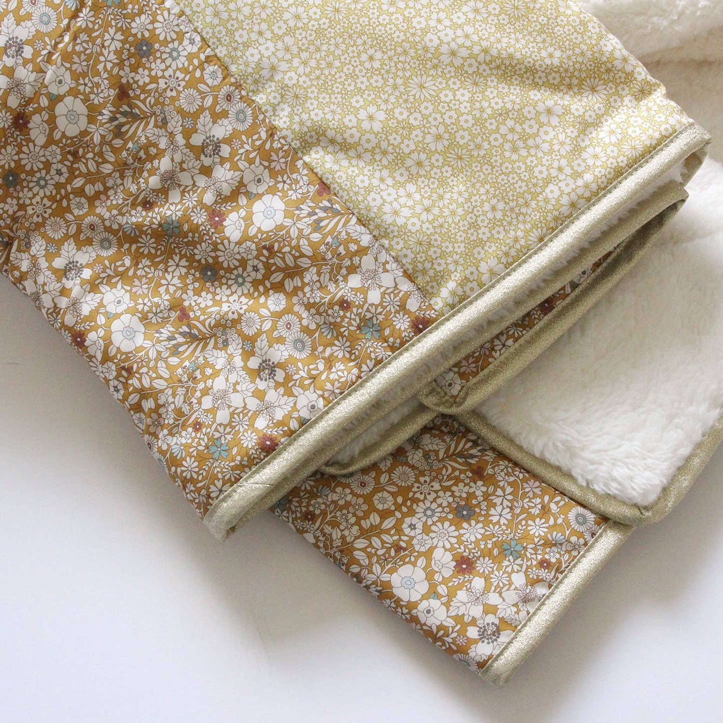 Liberty® fabric and fleece baby blanket: Alba