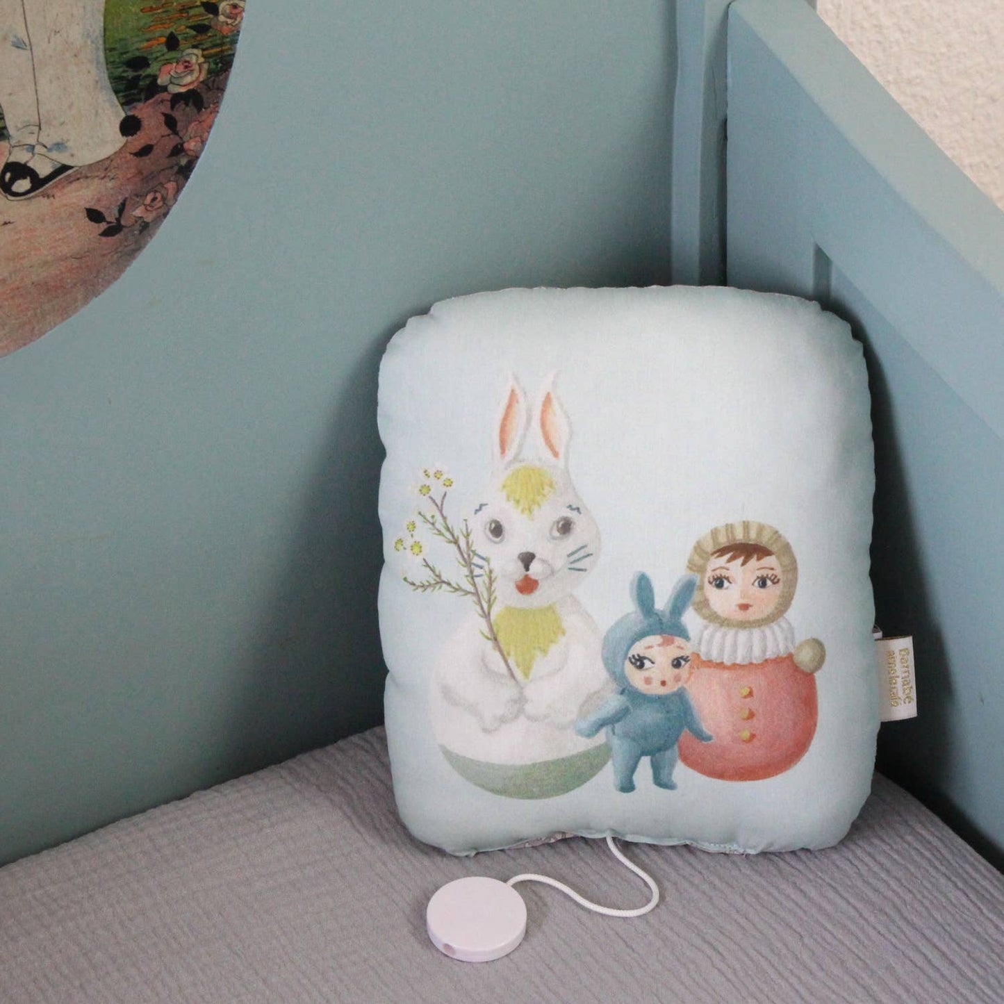 Vintage illustration cushion music box: SHEEP