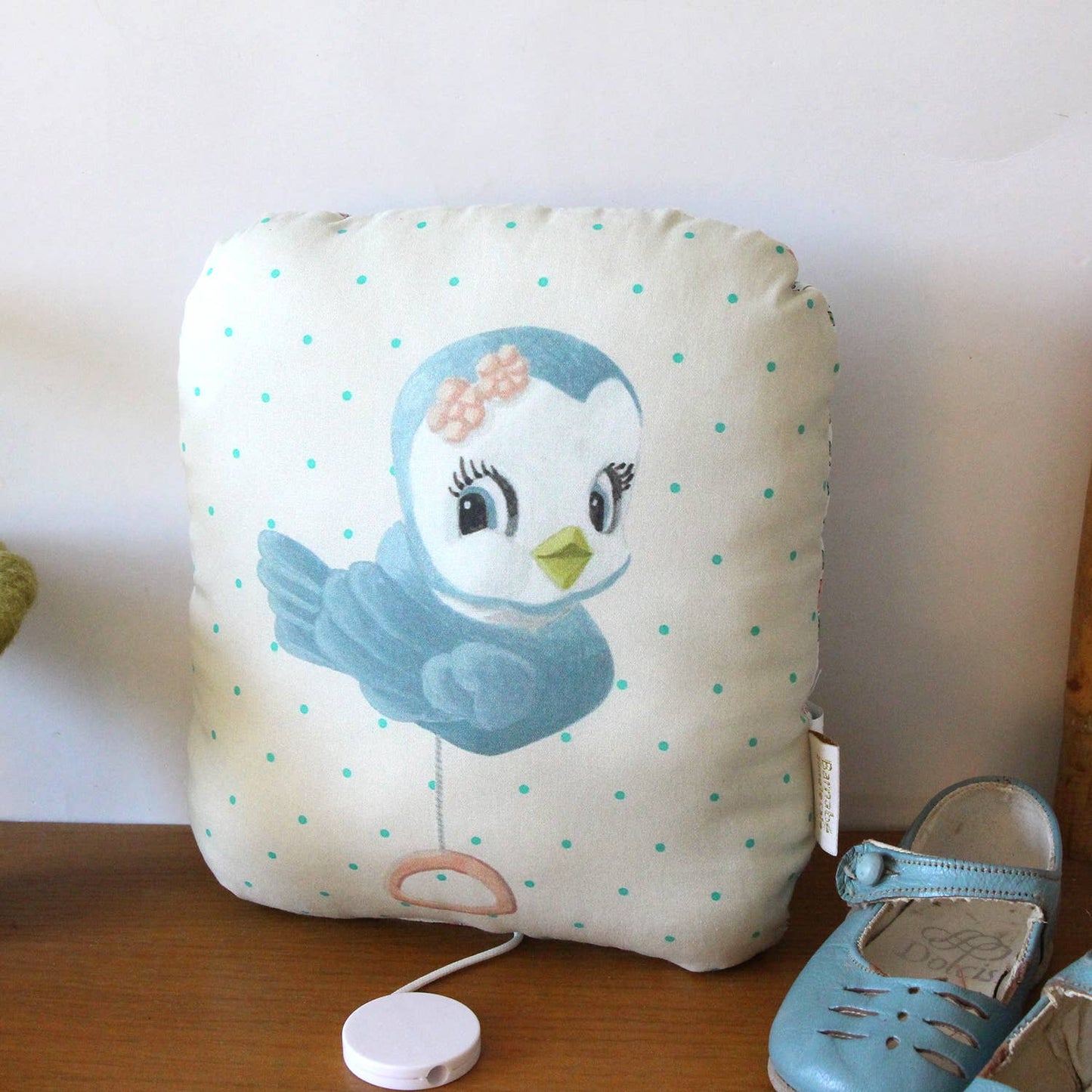 Vintage illustration cushion music box: SHEEP