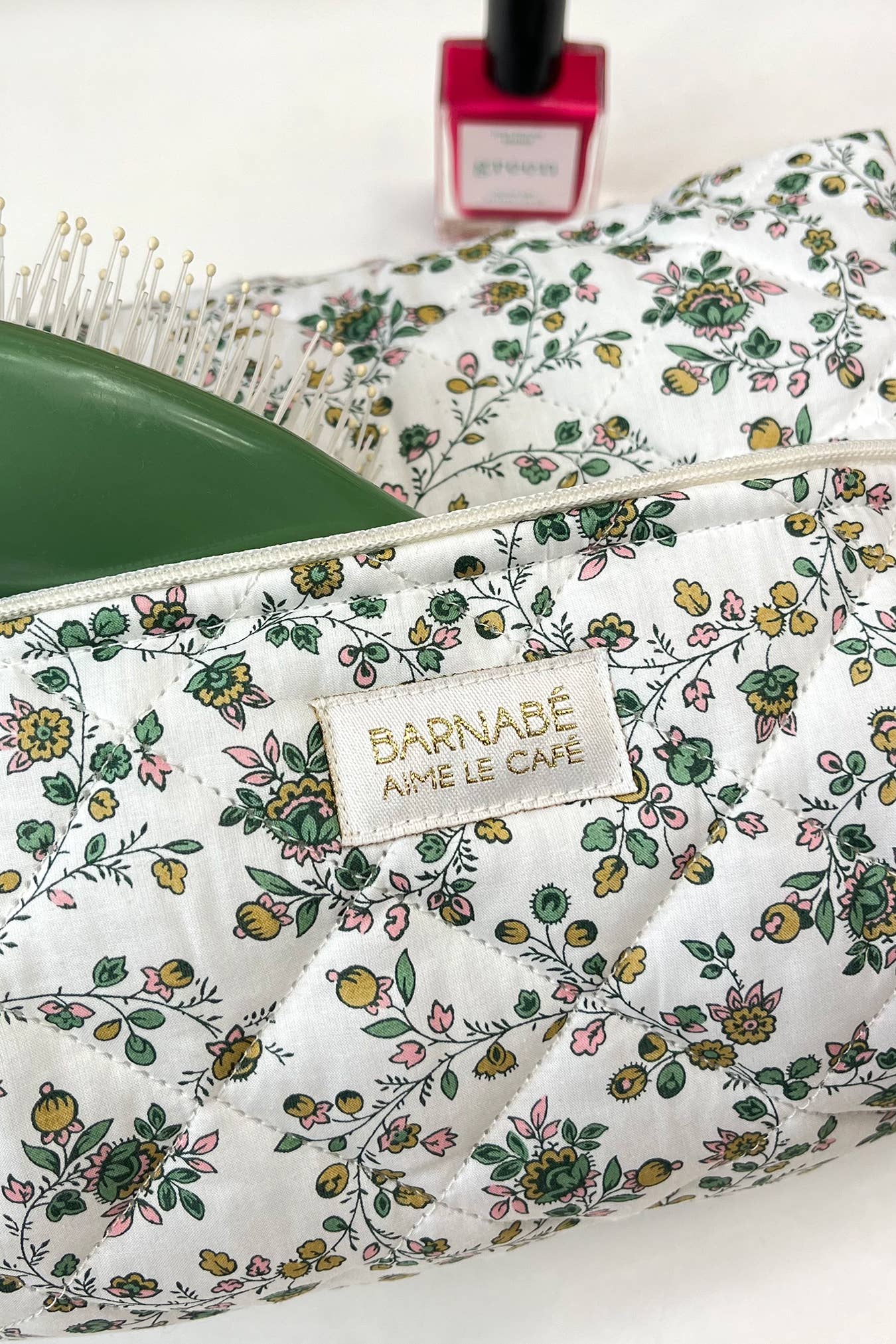 Padded rectangular toiletry bag: Lison