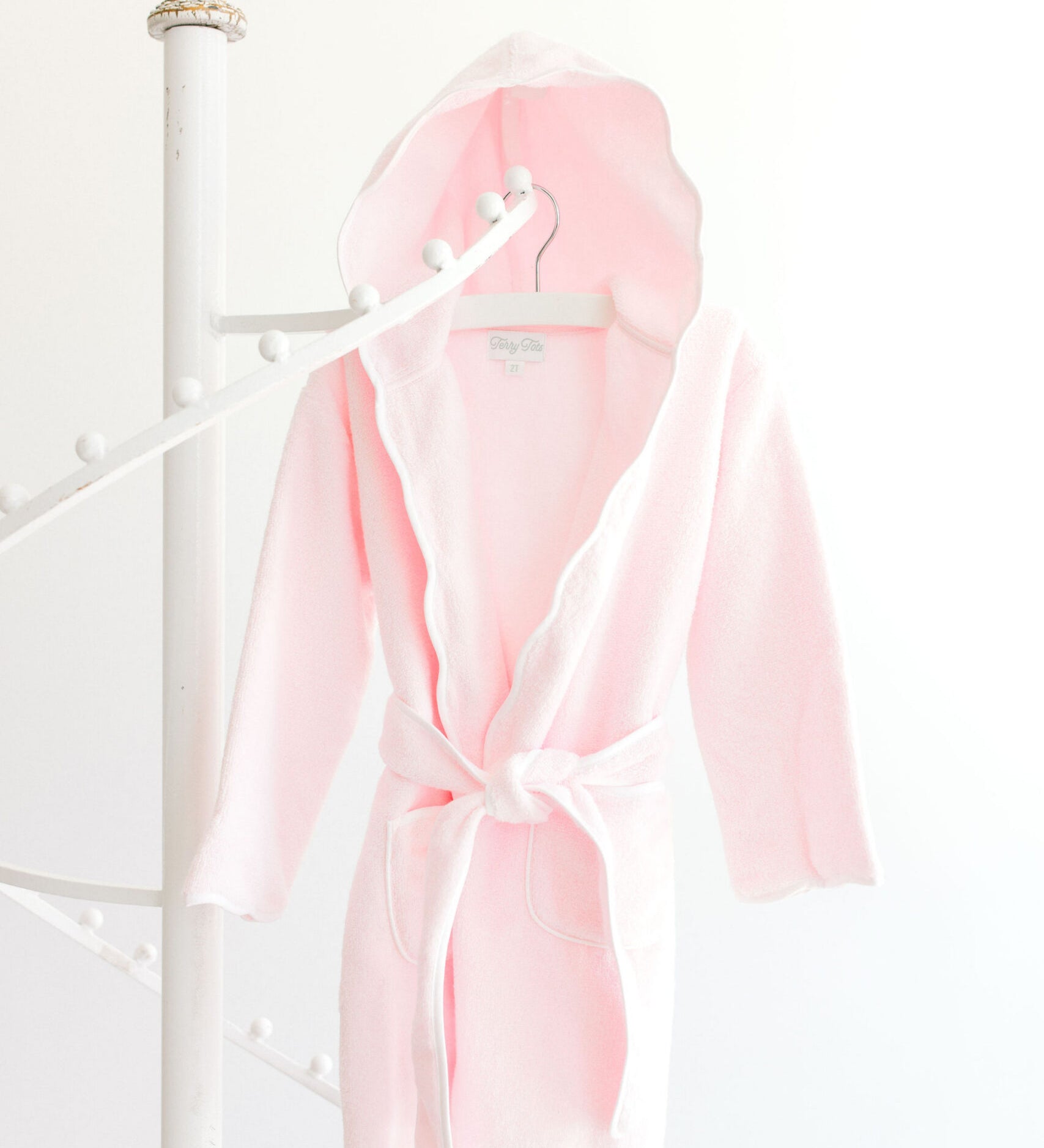 Terry Tots pink terry bathrobe with white scalloped trim, alternate view