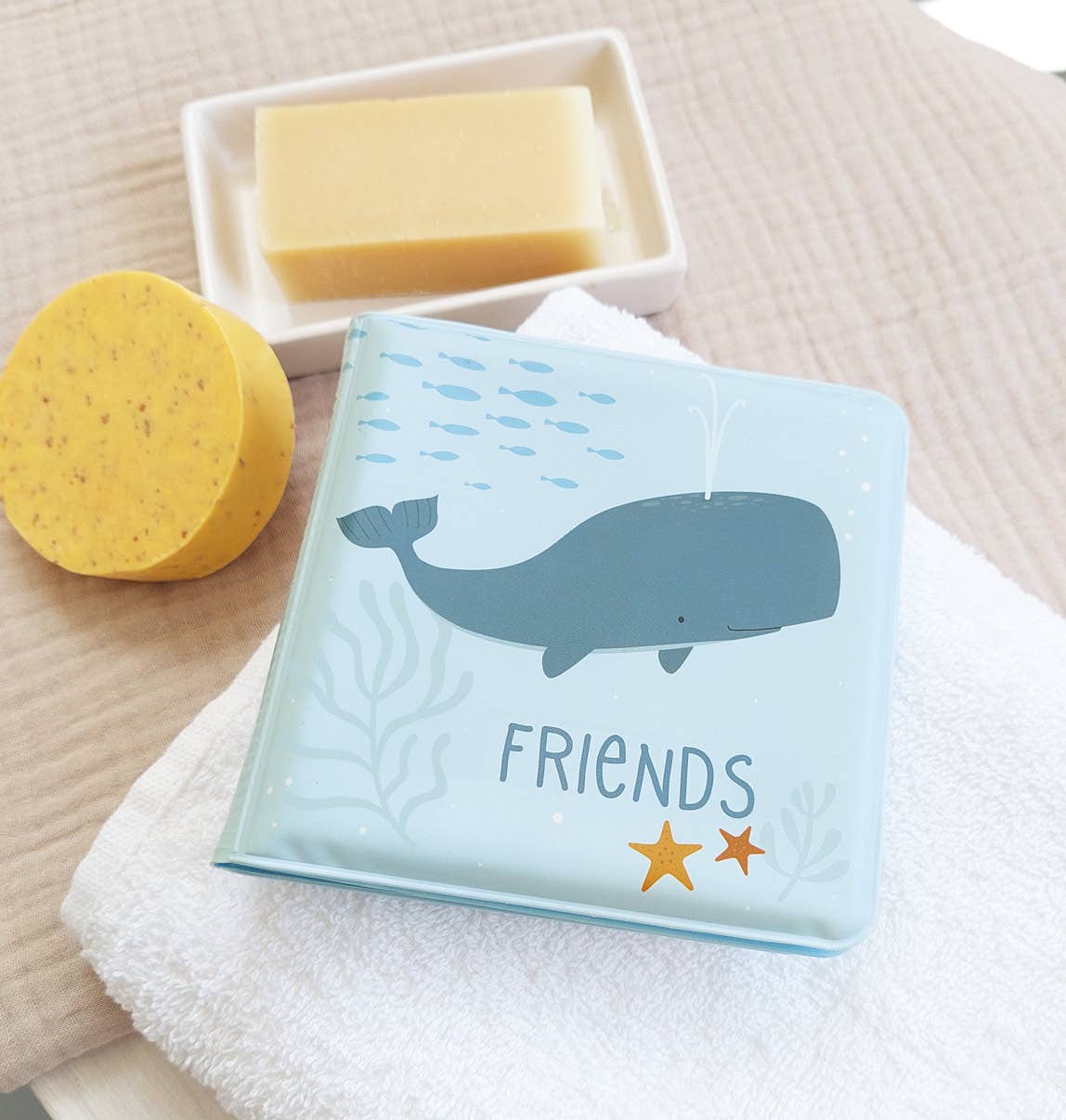 Bath book: Ocean friends