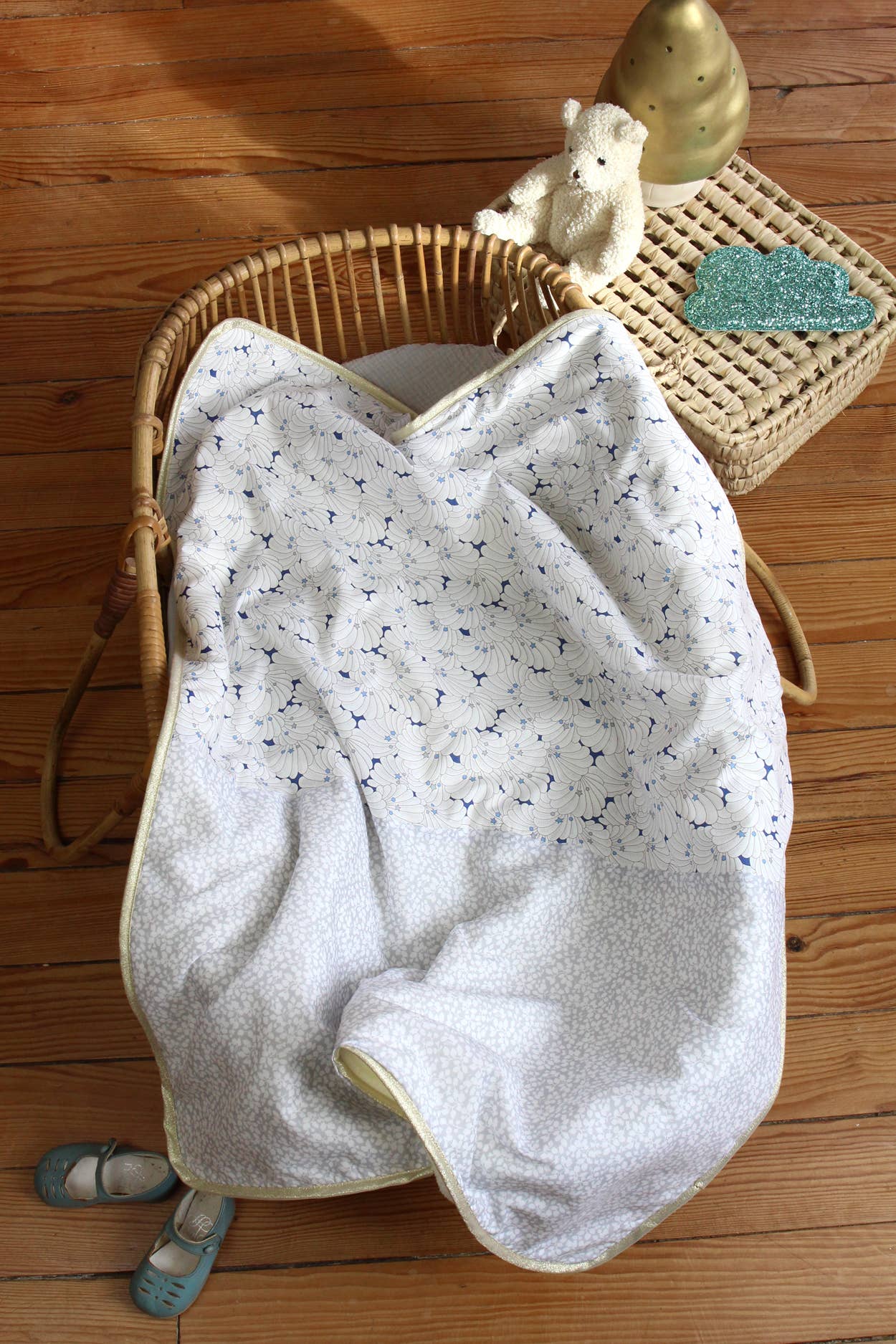 Baby blanket Liberty® fabric and fleece: Juliet