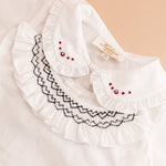 Kidiwi Hélena white poplin blouse detail